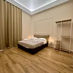 Monaciello All'alba Гостевой дом Неаполь